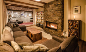 Montfort Lodge Main Living Room with open fireplace